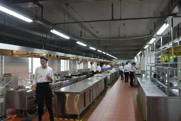 餐廳后廚設(shè)計(jì)詳解，隨便一條都很要命